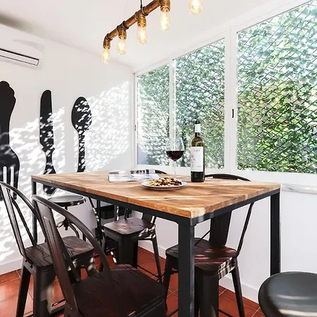 Rato Design With Terrace By Homing דירה *