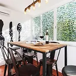 Rato Design With Terrace By Homing Apartmán *