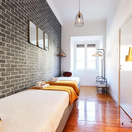 Rato Design With Terrace By Homing Appartement *